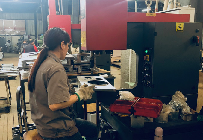 Chengdu Tongyong Xingda Electrical Cabinet Co., Ltd.
